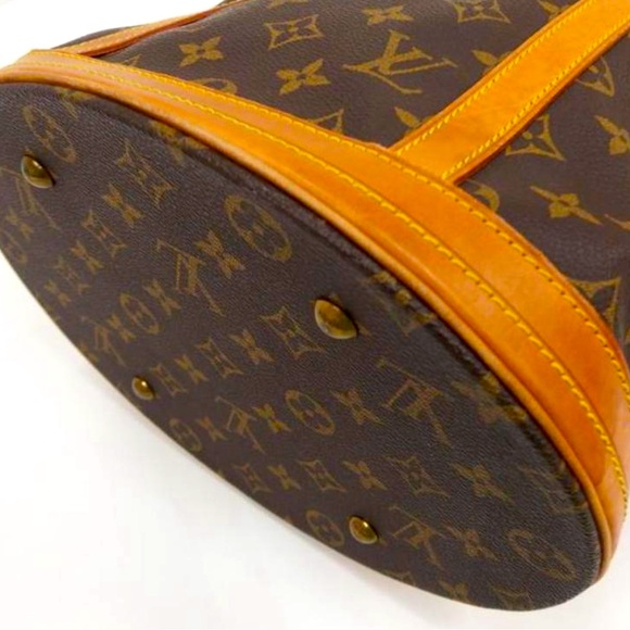$1300 Value CUSTOMER APPRECIATION HOLIDAY GIVEAWAY: LV Bag to @saraaras1! - Picture 14 of 16